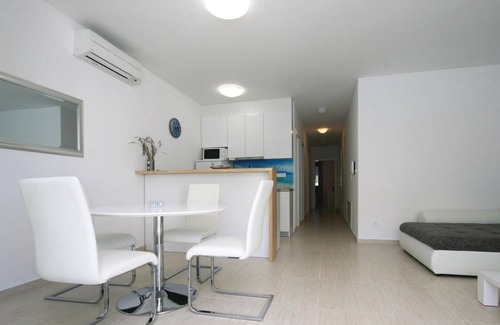 Grebastica Apartment | Awesome apartment in Grebastica