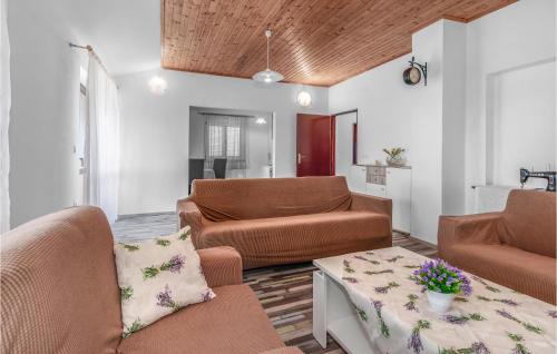 Donji Zagon Apartment | Awesome Apartment In Novi Vinodolski