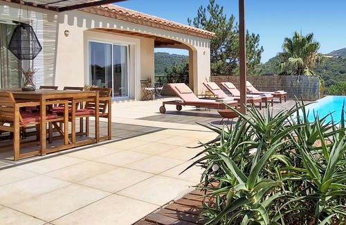 Saint-Nazaire-de-Ladarez House | Awesome home in St Nazaire de Ladarez