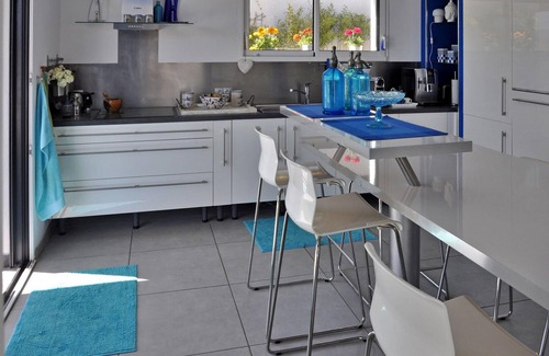 Caromb House | Awesome home in Caromb