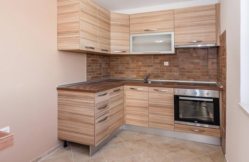 Sibenik House | Awesome home in Donje Polje