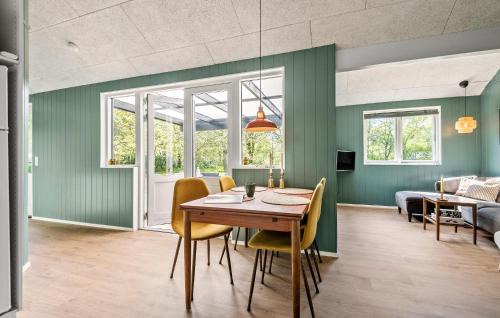 Skygge House | Awesome Home In Give With Wifi