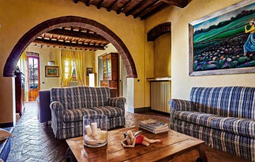 Capraia e Limite House | Awesome Home In Capraia E Limite