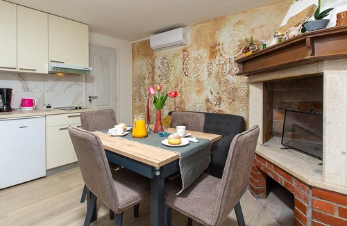 Nedescina House | Awesome home in Nedescina with WiFi