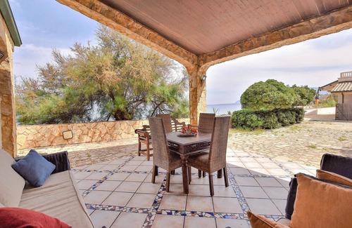 Trappeto Apartment | Awesome home in Trappeto with WiFi