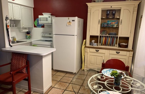 Deerfield Beach Condo | Awesome Location - Walking Distance to Beach