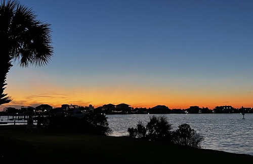 Villa Sabine Condo | Awesome Waterfront Condo on Pensacola Beach - Walking Distance to Boardwalk