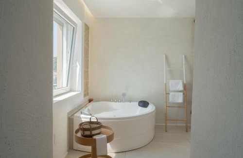 Baia Apartment | AYLA Suite - Panoramic Luxury Escape