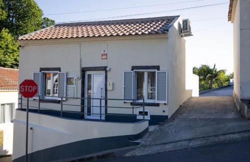 Candelaria House | Azorean Stays T1