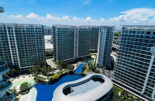 Taguig Condo | Azure Cozy Cheap Condo Apartment with View and Balcony