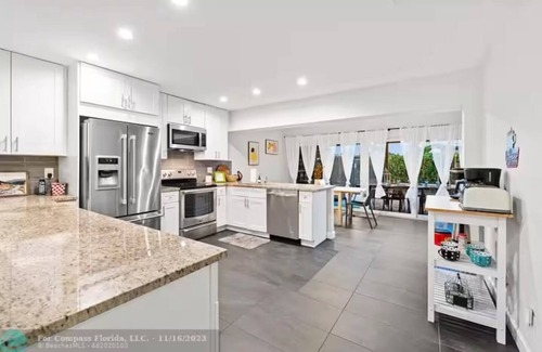 Coral Heights House | Azure Oasis Escape - Pool - 5 Min drive to Beach!