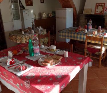 Pergine Valdarno Bed & Breakfast | Azzurre BeB