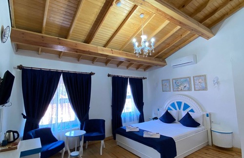 Adalar Hotel | BÜYÜKADA MAVİ PALAS HOTEL