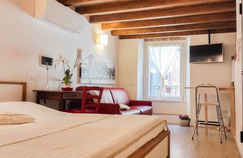 Brescia Antica House | B&B Ai Musei