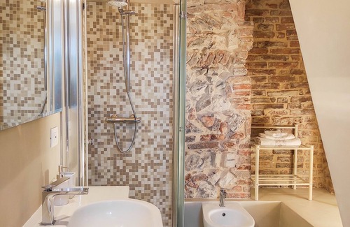 Brescia Antica House | B&B Ai Musei