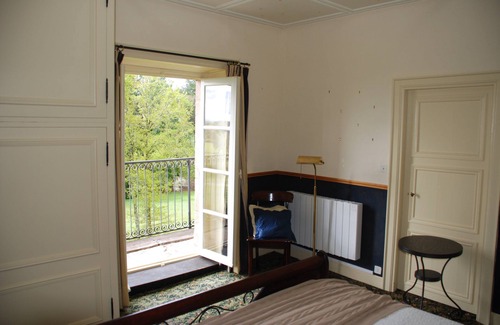Saint-Julien-aux-Bois Bed & Breakfast | B&B Chateau Le Bois