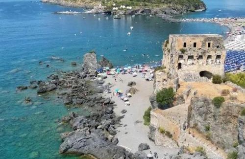 Scalea Bed & Breakfast | B&B Civico 64 Scalea