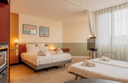 Calais Frethun Hotel | B&B HOTEL Calais Terminal Cité de l'Europe 4 étoiles