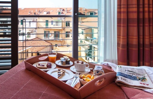 Imperia Hotel | B&B HOTEL Imperia Rossini al Teatro