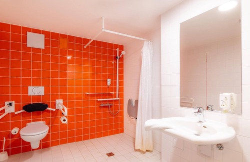 Stuttgart Hotel | B&B Hotel Stuttgart-Zuffenhausen