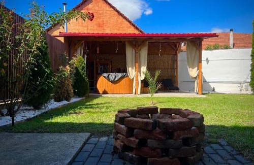 Obreja Apartment | B&B House