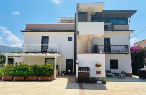 Capo d'Orlando Bed & Breakfast | B&B Il Girasole