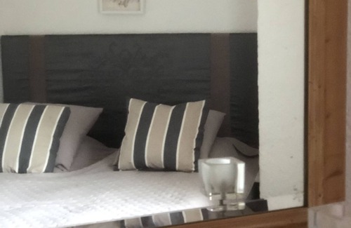 Saint-Paul-en-Foret Bed & Breakfast | B&B in the heart of nature, between sea and mountains!