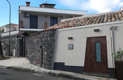 Aci Bonaccorsi Apartment | B&B La Casetta