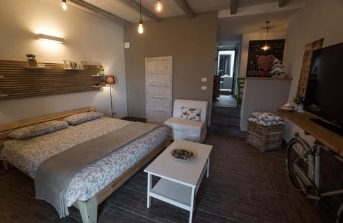 Aci Bonaccorsi Apartment | B&B La Casetta