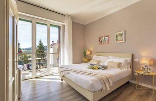 San Gimignano Bed & Breakfast | B & B La Cornice - Gina Room With Bathroom and Private Terrace