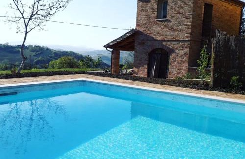 Monteguiduccio Bed & Breakfast | B&B Le Quattro Civette