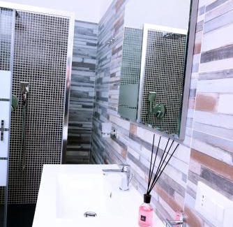 Caserta Bed & Breakfast | B&B REVOLUTION BED e BREAKFAST