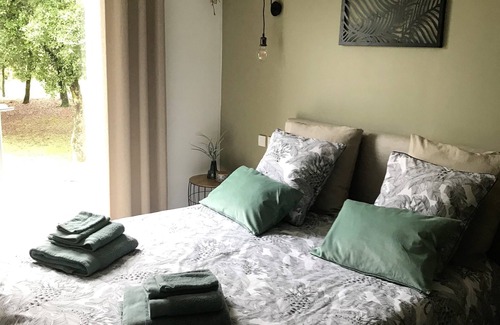 Ventenac-Cabardes Bed & Breakfast | B&B The house of the little wood