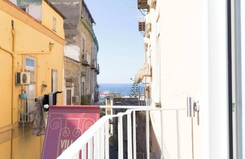 Ercolano House | B&B Villa Cua Ercolano Room 5. Deluxe Sea