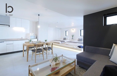 Hiroshima City Centre Apartment | b hotel 502 Central Inner-Side Comfort Studio