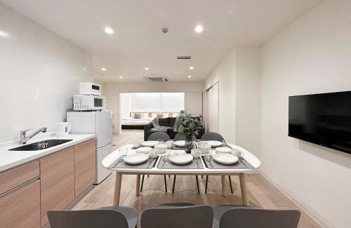 Hiroshima City Centre Apartment | b hotel Nikke - Spacious Apt for 12Ppl Very Good Location