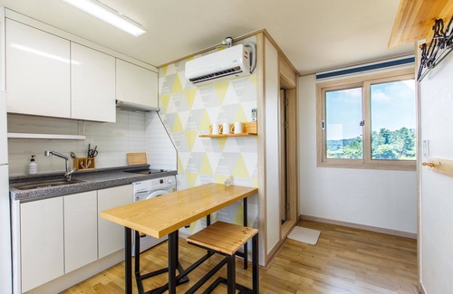 Seongsan House | B&S Pension