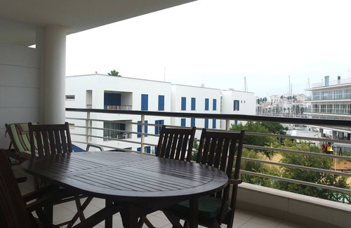 Telheiro Apartment | B19 - Marina Club Apartment