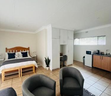 Potchefstroom Apartment | B3 Self-catering accommodation Potch