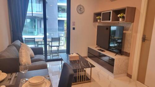 Ao Nang Apartment | B405-pool View 1 Bedroom 300m Walk To Ao Nang Beach