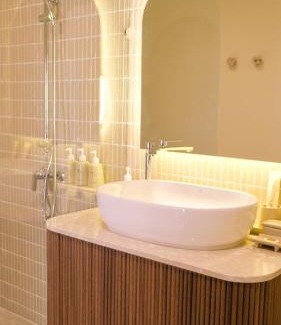 Koh Lan Resort | Baan Rinrak Koh Larn บ้านรินรักษ์ เกาะล้าน