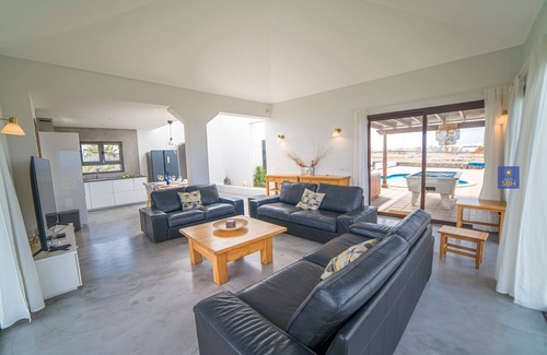 Montana Roja Villa | Babel Playa Blanca With Ocean Views and Hot Tub