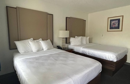 Boulevard Hotel | Backcountry Inn Motel