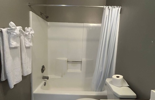 Boulevard Hotel | Backcountry Inn Motel