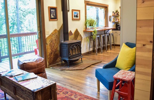 Columbia Falls Cabin | Backdoor to GNP - Modern Cabin in the Woods located on the North Fork Road