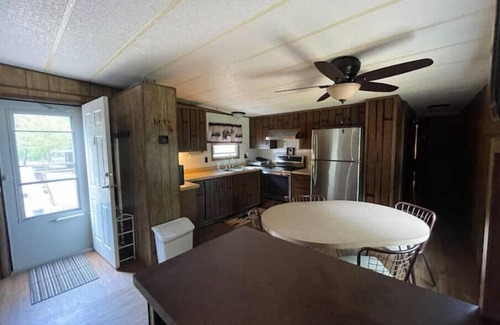 Crivitz Cabin | Backwoods Hideaway.nIts Fo-Rest, Relaxation, & Smore