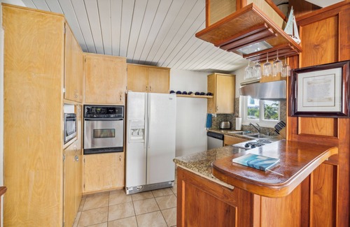 Balboa Peninsula Apartment | Backyard Beach! 50 Steps to the Sand with Bay Views and Ocean Blues