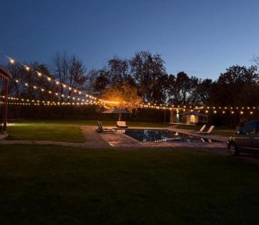 Polovragi Resort | Badash Tiny Village