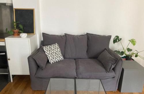 20th Arrondissement Apartment | Bagnolet 2 - CI - Parisian studio near Père Lachaise for 2 pers