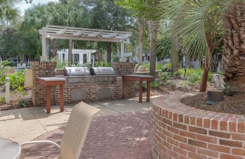 Baytowne Wharf Apartment | Bahia at Sandestin Studio 3rd Floor Pool View !